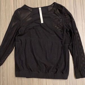 Lululemon top
